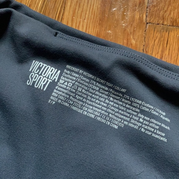 Victoria Sport grey leggings size small w pockets! - Picture 3 of 4